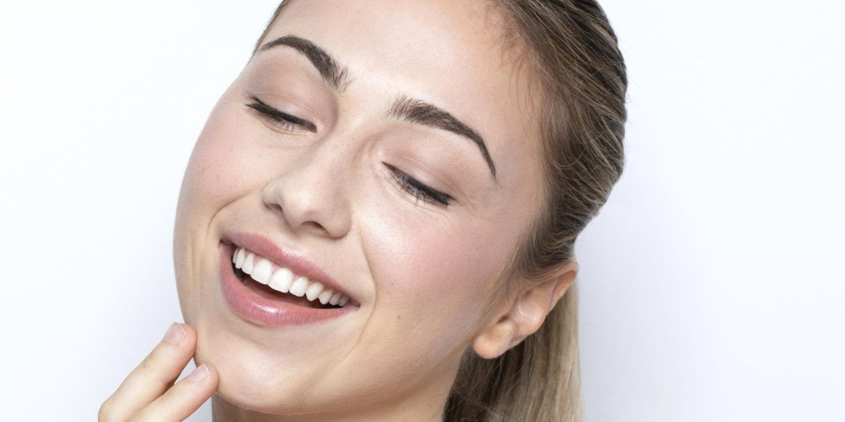 close-up-view-beautiful-woman-concept
